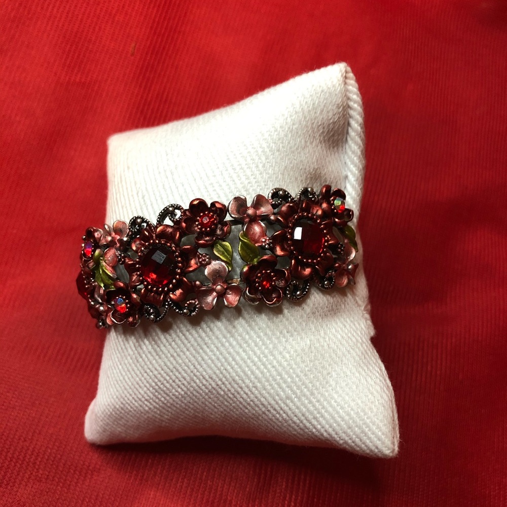 Handmade Thai flower bracelet new!